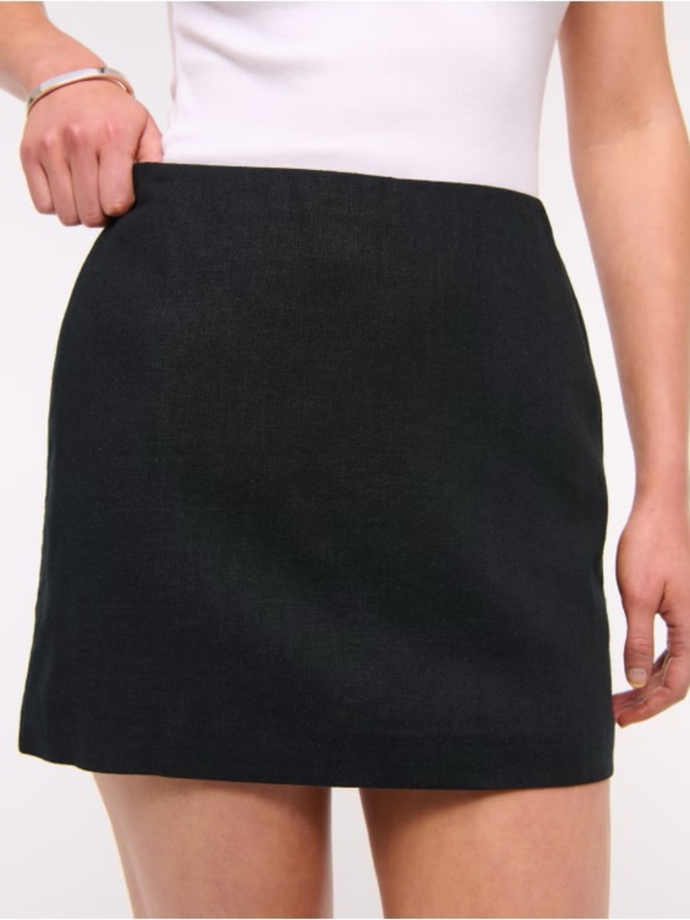 NWT Abercrombie Scarlett Linen-Blend Mini Skort Black S